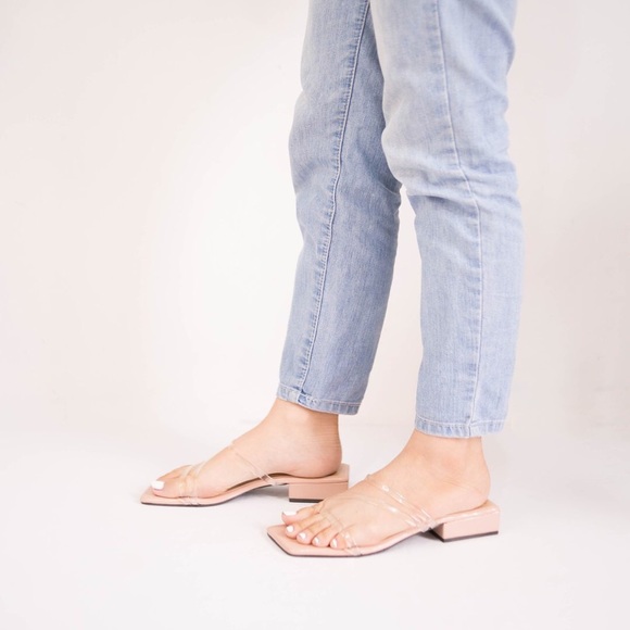 Patricia Low Heels - Picture 2 of 2